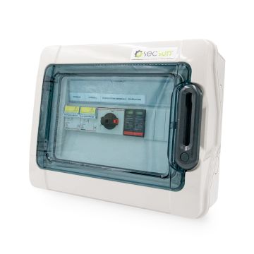 SECSUN QCM1602L panneau de champ DC 2 chaînes en parallèle système photovoltaïque 600 Vdc SECSUN QCM1602L panneau de champ DC 2 chaînes en parallèle système photovoltaïque 600 Vdc