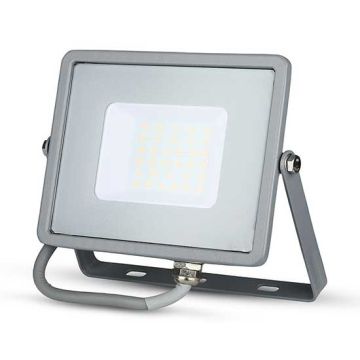 V-TAC PRO VT-30 Projecteur LED 30W slim gris Chip Samsung SMD blanc neutre 4000K - SKU 455 V-TAC PRO VT-30 Projecteur LED 30W slim gris Chip Samsung SMD blanc neutre 4000K - SKU 455