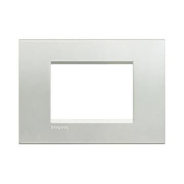 Placca Bticino Livinglight 3 moduli argento LNA4803AG Placca Bticino Livinglight 3 moduli argento LNA4803AG
