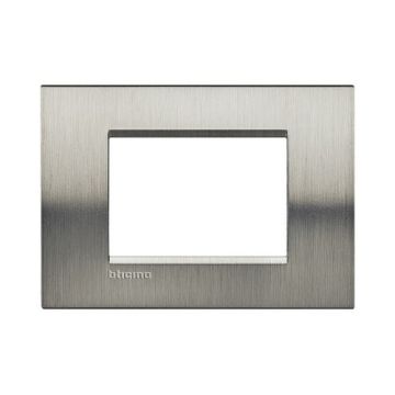 Placca Bticino Livinglight 3 moduli acciaio spazzolato LNA4803ACS Placca Bticino Livinglight 3 moduli acciaio spazzolato LNA4803ACS